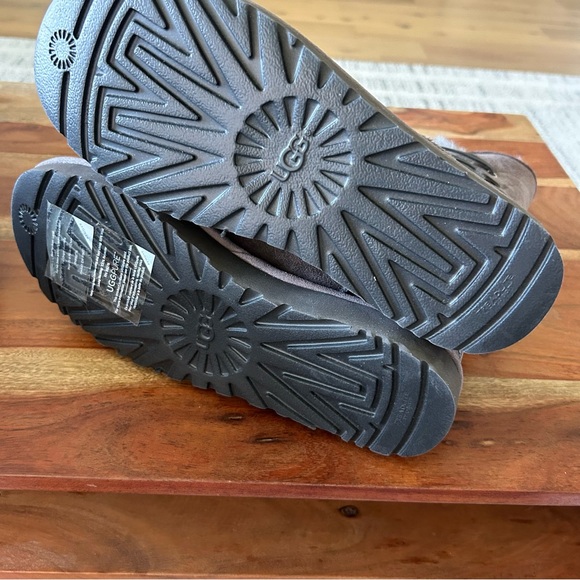 New Ugg Constantine Boots Charcoal Grey - Picture 5 of 6